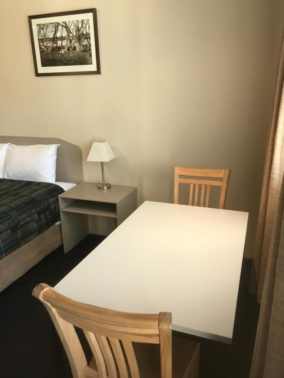 The Bakehouse Motel Goulburn Esterno foto